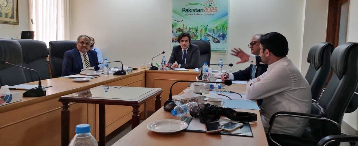 Briefing on CPEC Projects to Minister PD&R 20-08-2018